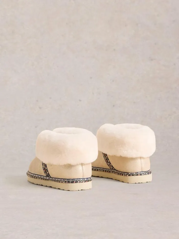 Women Suede Shearling Slipper Boot Gold Tone Metallic White Stuff Nightwear Women Suede Shearling Slipper Boot Gold Tone Metallic White Stuff Nightwear