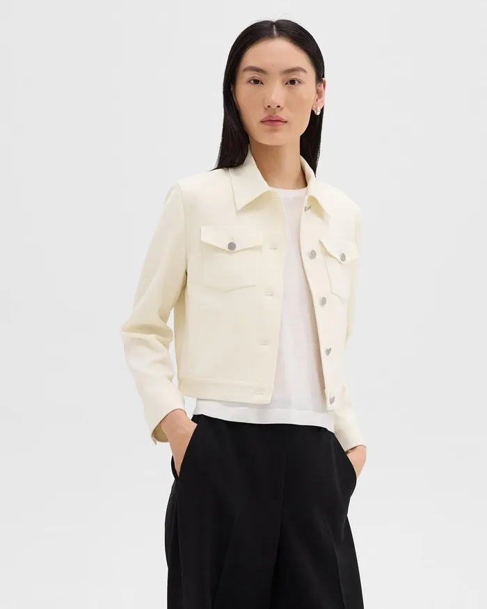 Women Theory Blazers Jackets Shrunken Trucker Jacket In Admiral Crepe Rice
