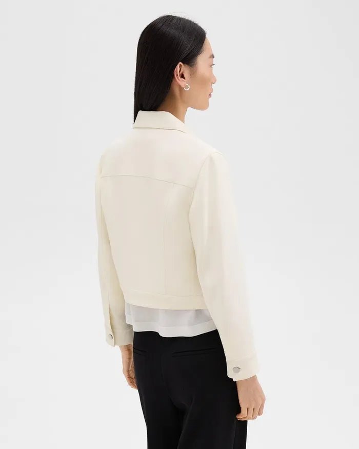 Women Theory Blazers Jackets Shrunken Trucker Jacket In Admiral Crepe Rice